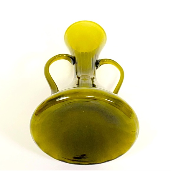 VINTAGE Green Blown Glass Double Handle Mid Century Vase - Picture 7 of 17